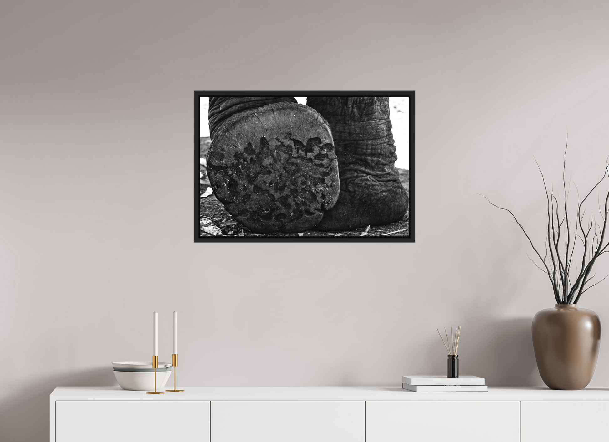 75 x 50 cm, FineArt  B&W Print on Aluminium Backing Wooden Floater Frame (Black) Imprint of time